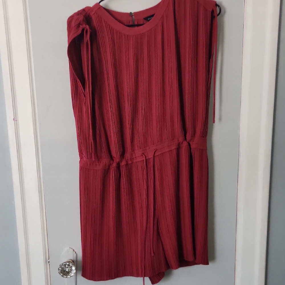 Club Monaco Red Casual Sundress with Dolman Cap Sleeves